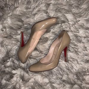 Nude Christian Louboutin